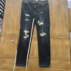 Kancan exclusive for Maurice’s straights size 31 stretchy